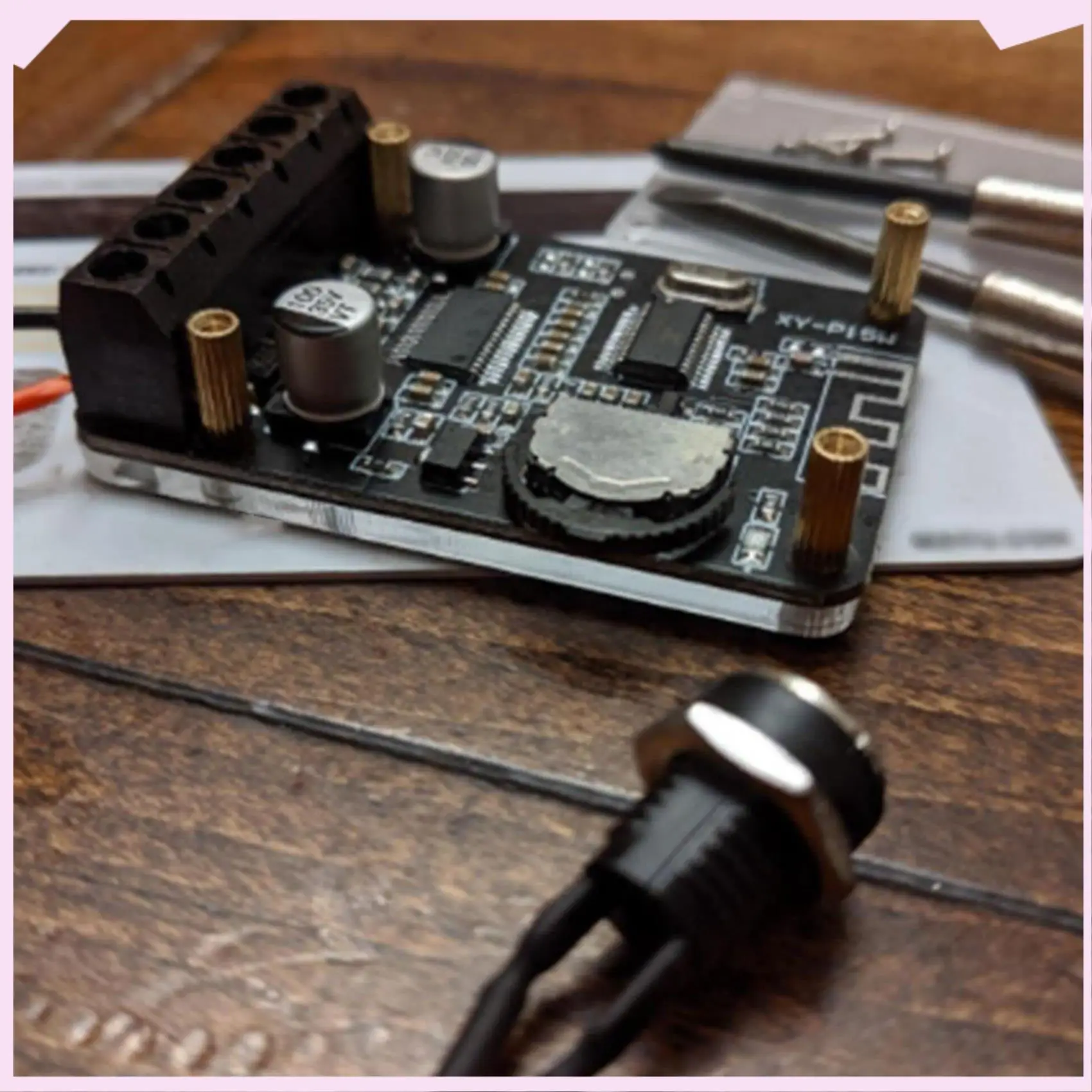 B24B 2X 20W Stereo Bluetooth Power Amplifier Board 12V / 24V High Power Digital Power Amplifier Board XY-P15W Without Shell