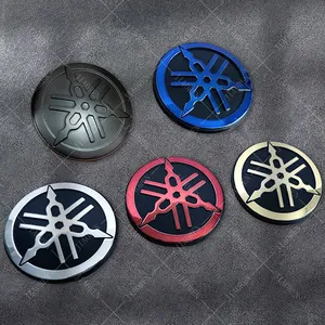 Für Yamaha Sticker 3D Emblem Logo Decal Black Gold Black Red Sticker 6 Hauptverkaufskrypton Yamaha Careeress - №1