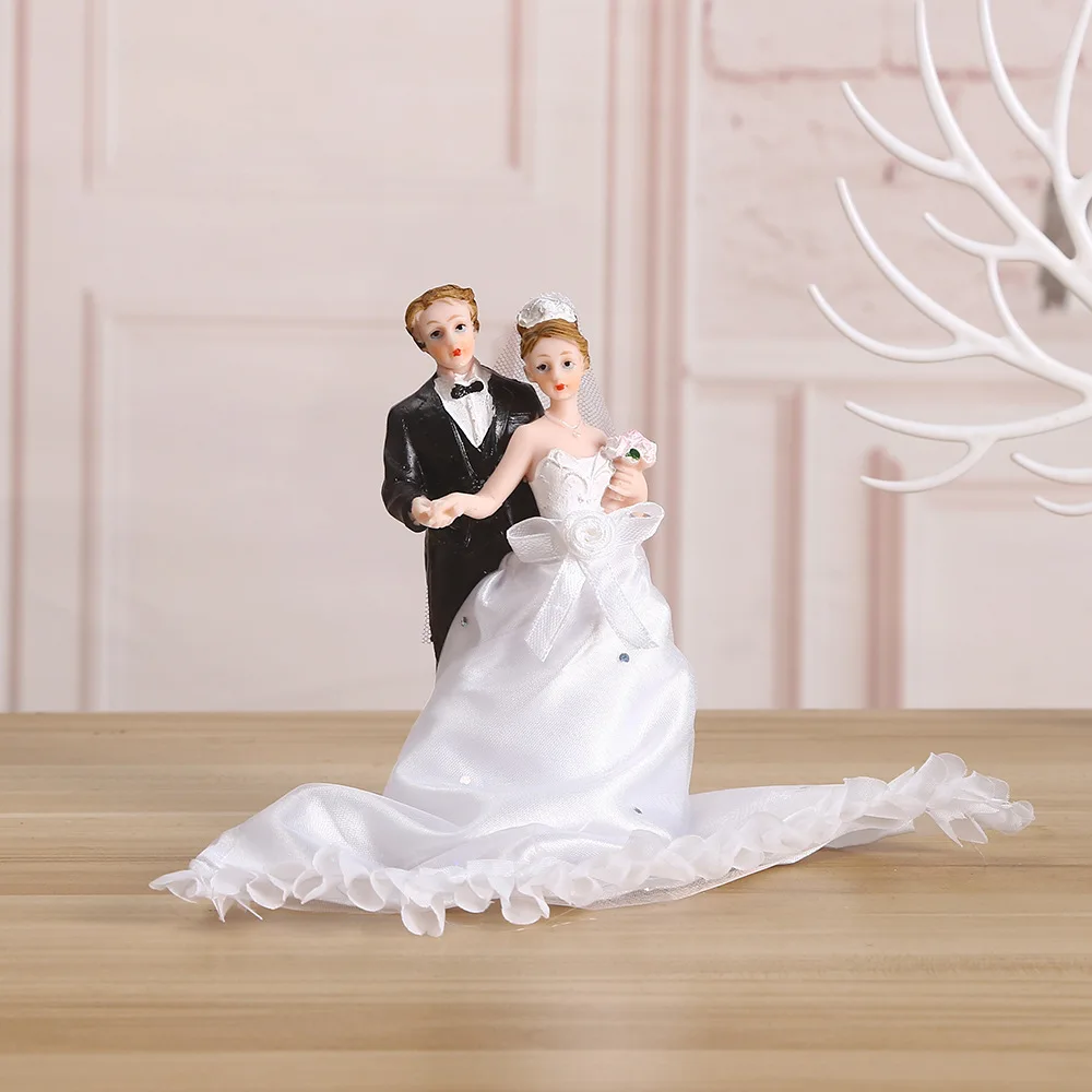 Cake Toppers Dolls Bride And Groom Figurines Funny Casamento Wedding Cake Toppers Stand Topper Decoration Supplies