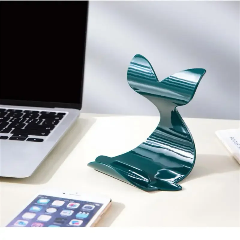 Whale Desktop Mobile Phone Bracket Creative Cartoon Bracket Landing Mini Ornament Base Lazy Plate Support Bracket Accessories