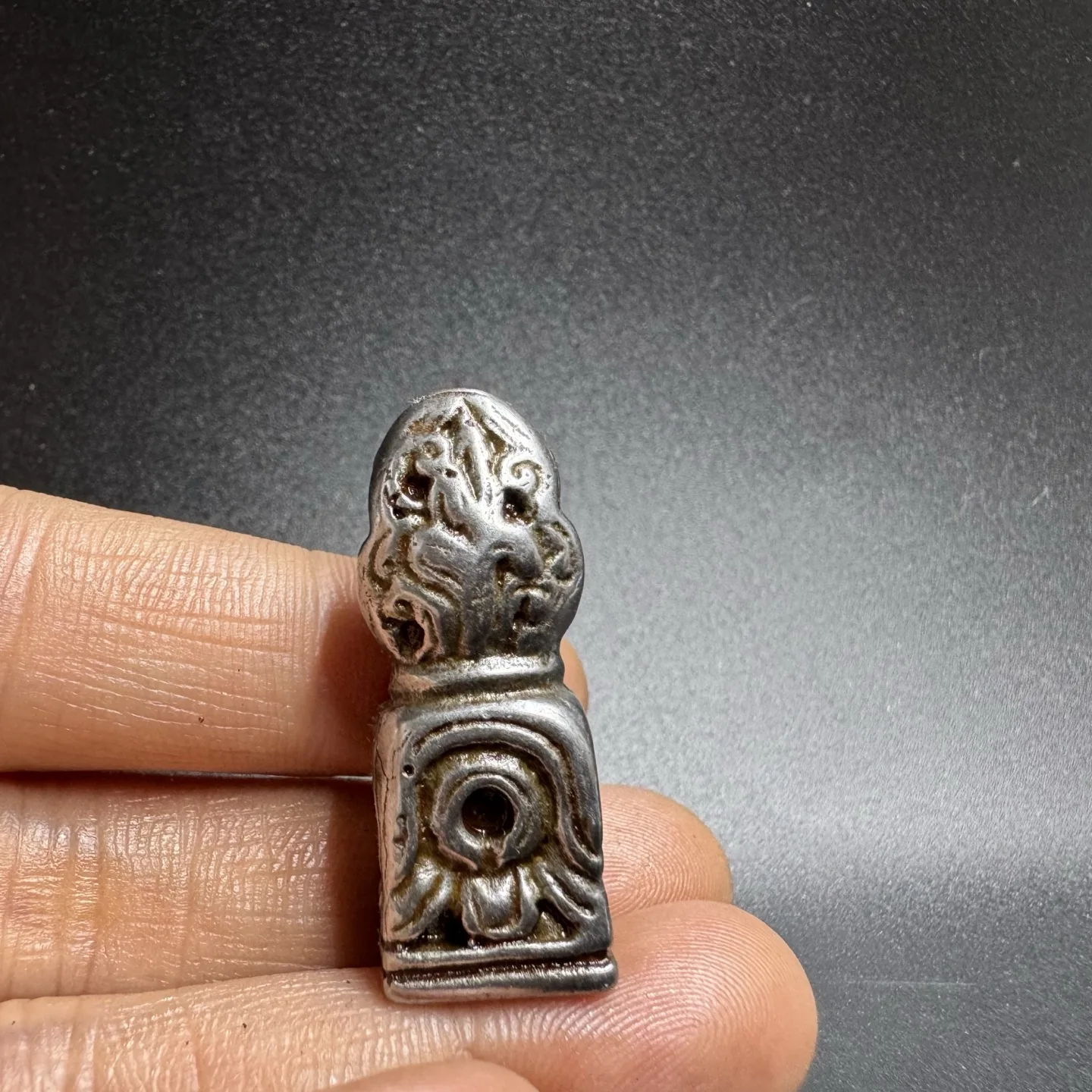 Precision Crafted Vajra Seal - Premium Tien Steel Amulet, Perfect for Bags, Cars, Necklaces, Keychains