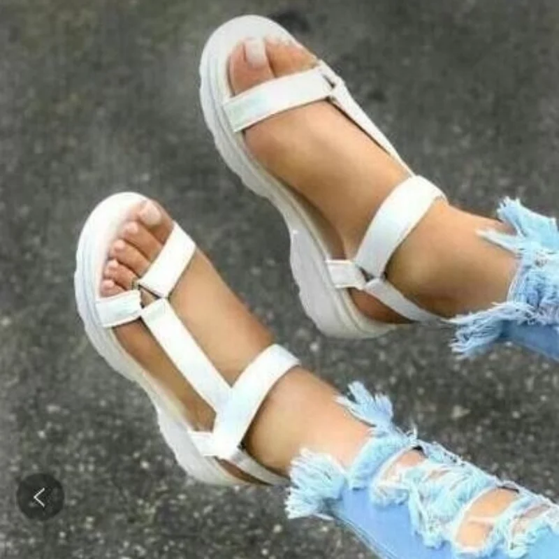 2024 Summer New Sandals Rainbow Color Flat Women Sandals Luxury Sandals Women Designers Outdoor Beach Opened Toe Shoes