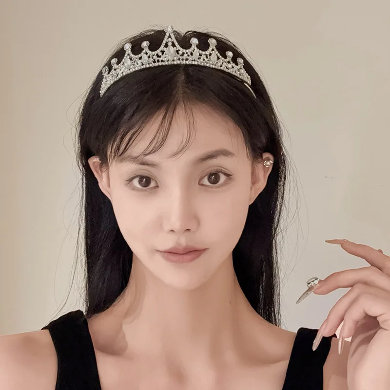 Trendy Charms Zarte Strass Krone Stirnband Prinzessin Geburtstag Tiaras Party Braut Hochzeit Haar Zubehör Damen Schmuck X