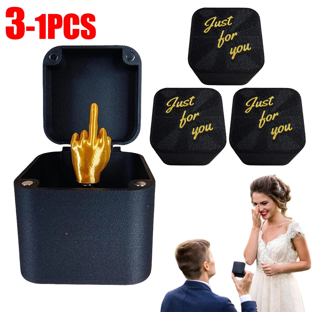 Christmas Interesting Prank Gift Middle Finger In Box Christmas Box Funny Creative Gifts Office Desk Decoration Home Decoration