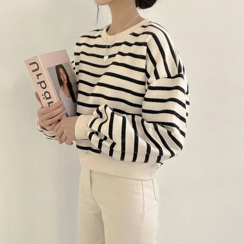 Spring Sweatshirts Women Street Korean Style Fashion All-match Casual Basic BF Long Sleeve Vintage Striped Lightweight O-neck