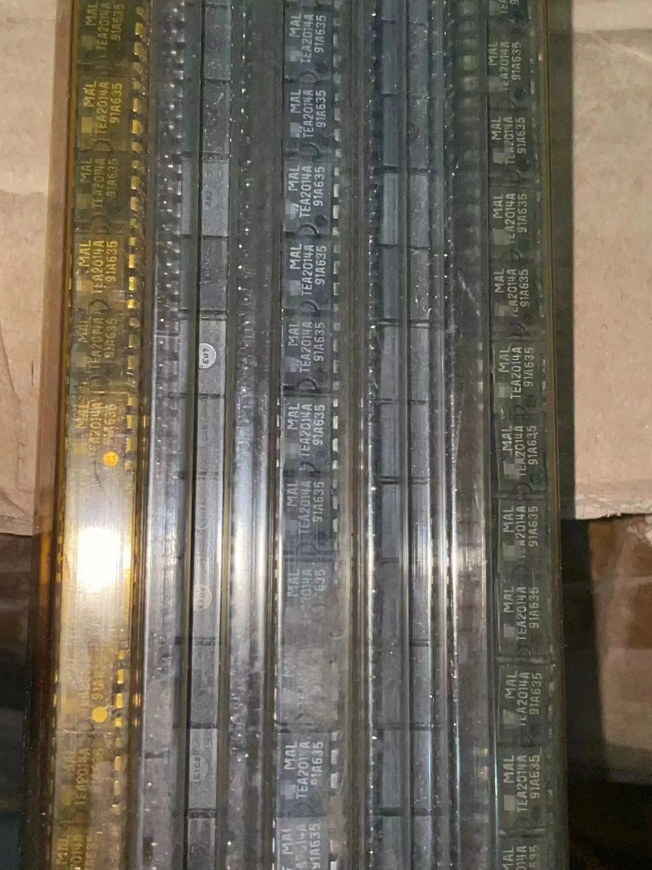 TEA2014A (5 pezzi) inventario originale e spot