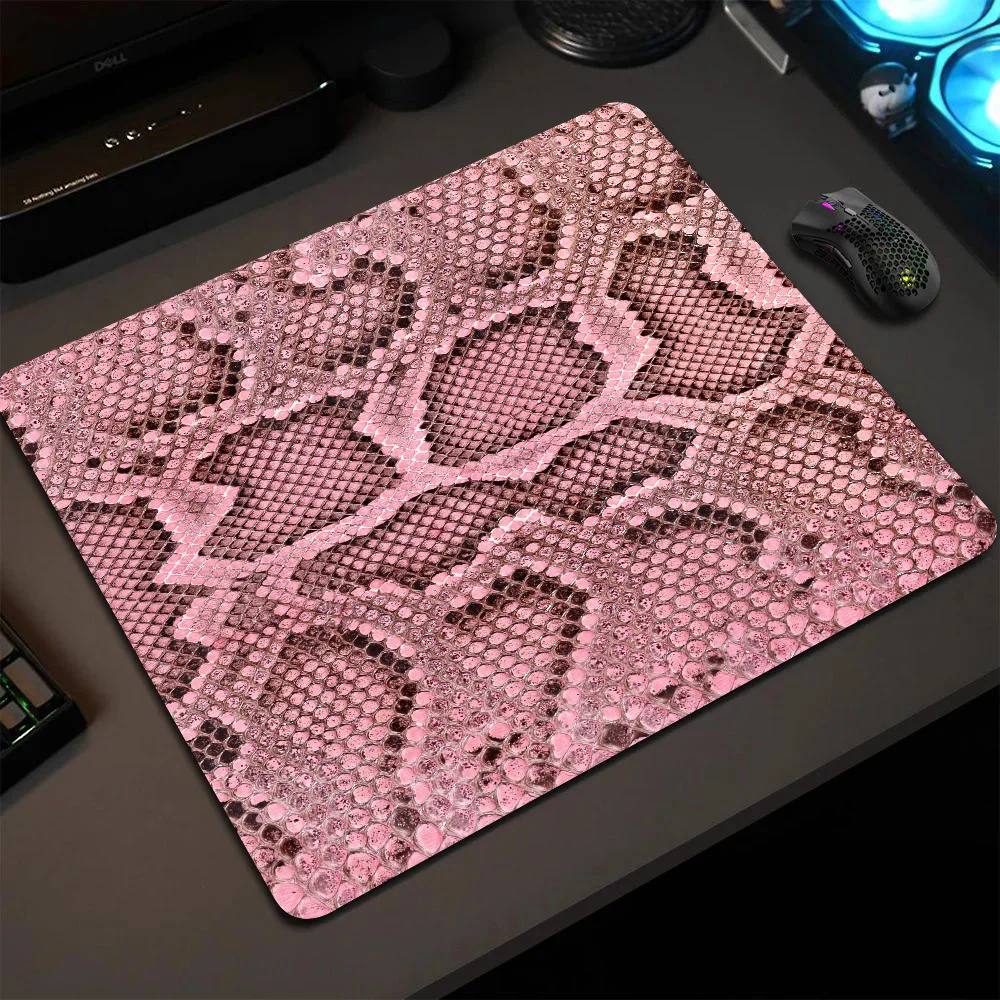 Snake Skin Mousepad Small LockEdge Mouse Pad For Gamers Computer Desk Pad Rectangular Anti-slip Rubber