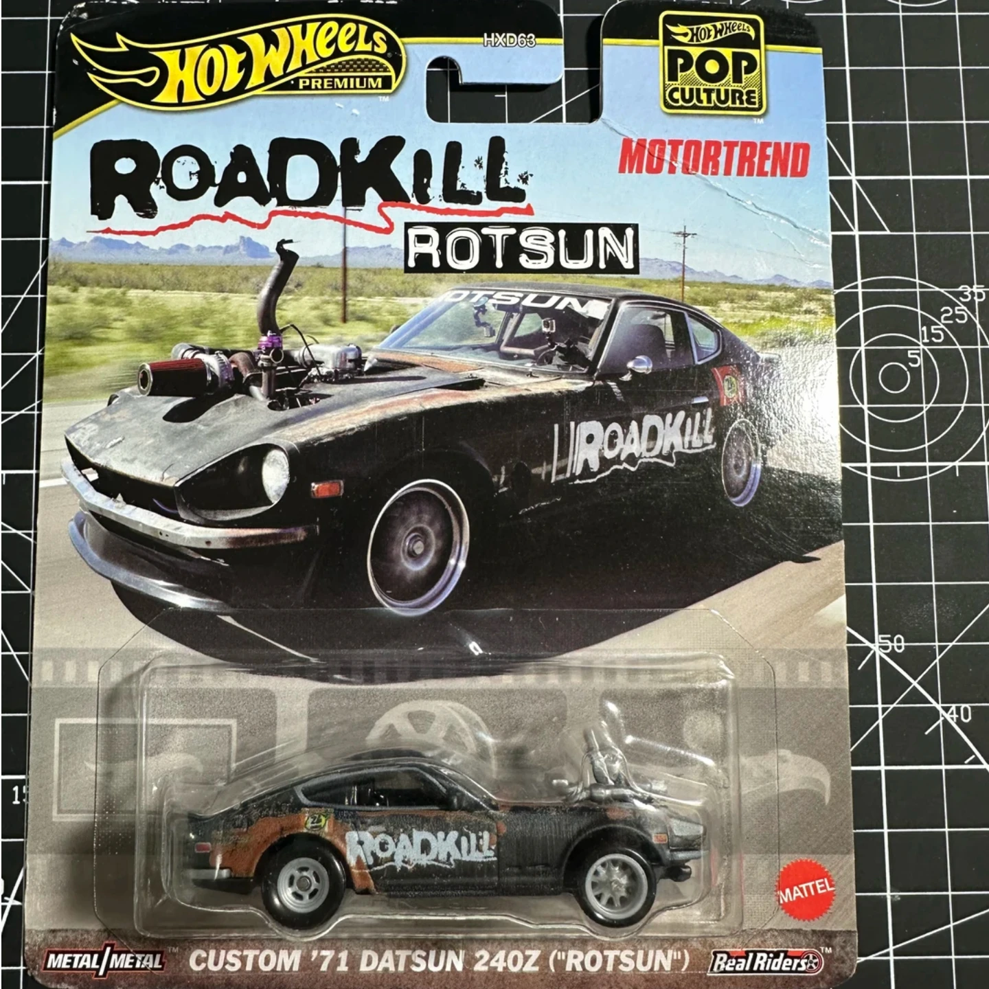 Hot Wheels Gold Label Diecast Model Datsun 240Z Wreck Culture 1:64 Scale Metal Base & Rubber Tires Collectible Toy Holiday Gift