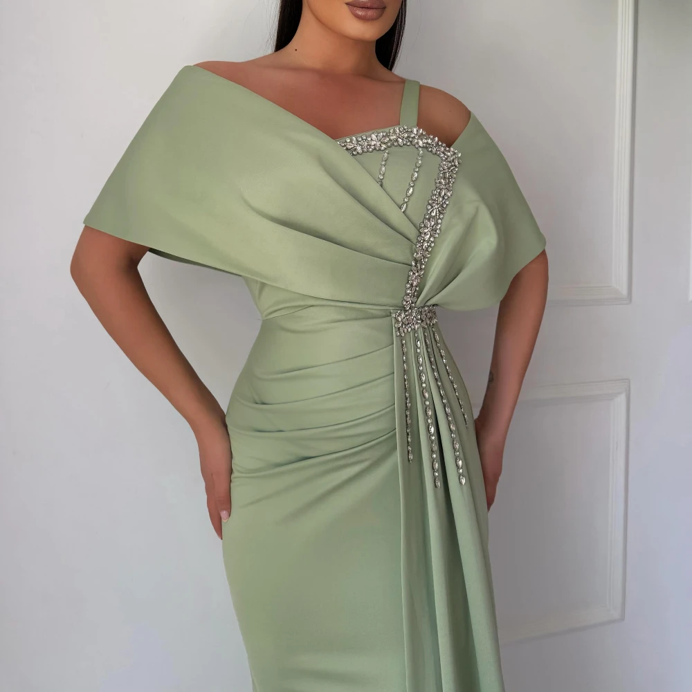 Luxuriöse Kristall-Abschlussballkleider, maßgeschneidert, hellgrün, A-Linie, Oberschenkelschlitz, bodenlang, Abendkleider, Partykleid für Damen, neu