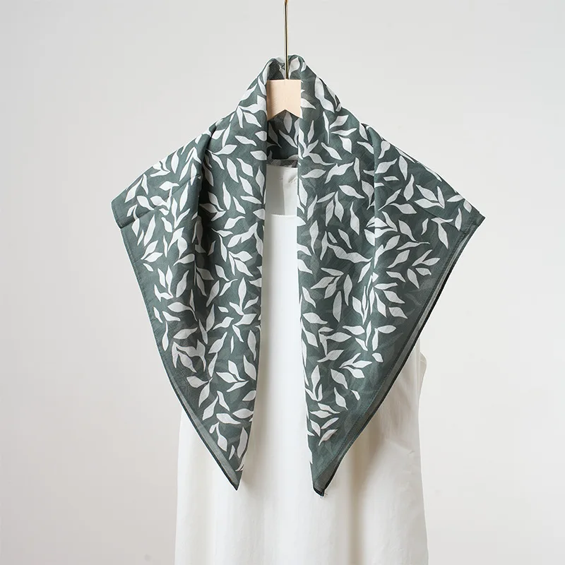 

New Light and Breathable 65 * 65cm Square Scarf Versatile Printed Mulberry Silk Cotton Blended Scarf Women's Silk Scarf