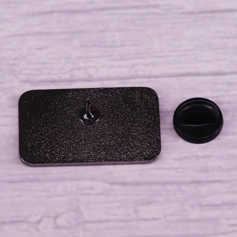 بطاقة Simp آرثر ميمي الشارات المثبته بالدبابيس 90s الكرتون دبابيس ظهره الديكور