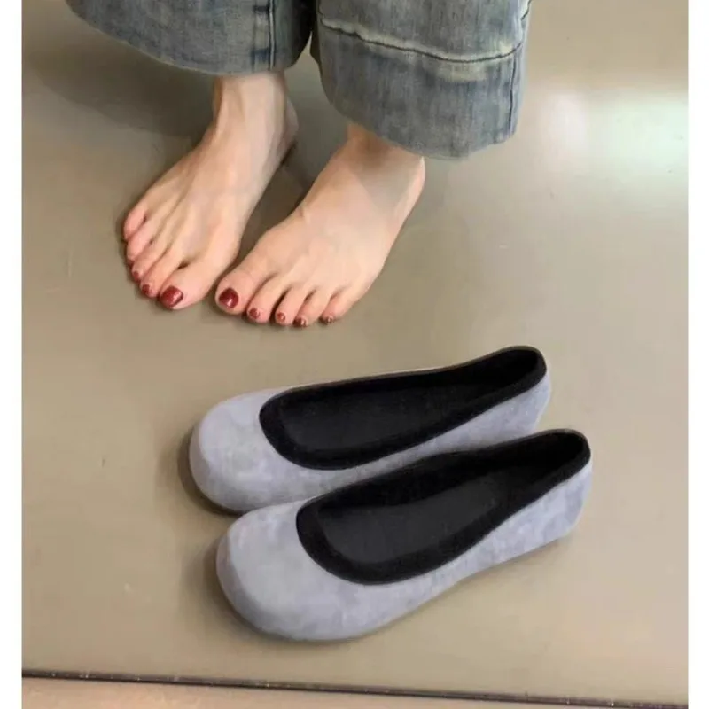 

2025 NEW Simple and comfortable Flat Shoes round Toe Low Heel Women's Fashion Single Shoes Casual Wear Footwear
