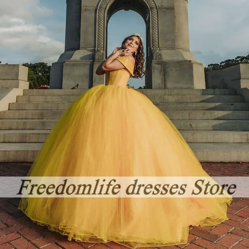 Vestidos de quinceañera amarillos elegantes con hombros descubiertos, vestido de baile de manga corta de tul con lentejuelas simples, 16 Vestidos personalizados de 15 años