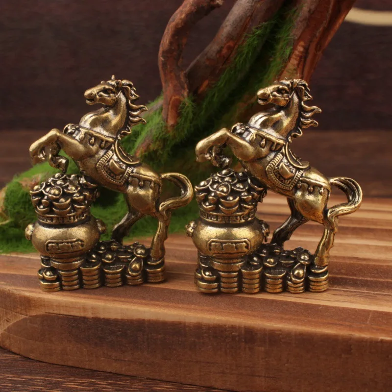 1 piece of brass horse stepping cornucopia, get rich immediately, creative crafts, small ornaments, small copperware