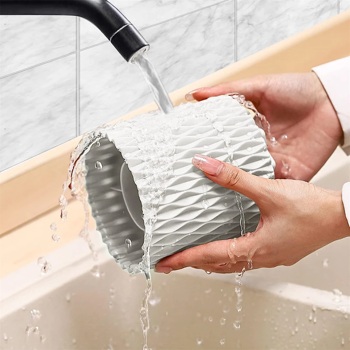 360 Rotation Large Capacity Makeup Brush Bucket Cosmetic Brushes Lipstick Storage and Organization Box  Portable Brush Storage