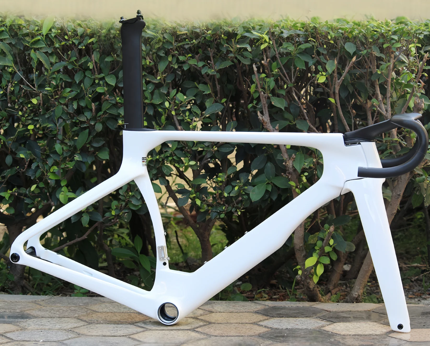700C frame T47, T1100 carbon fiber road bike frame, S5 frame, customizable color options available, equipped with DI2 electronic