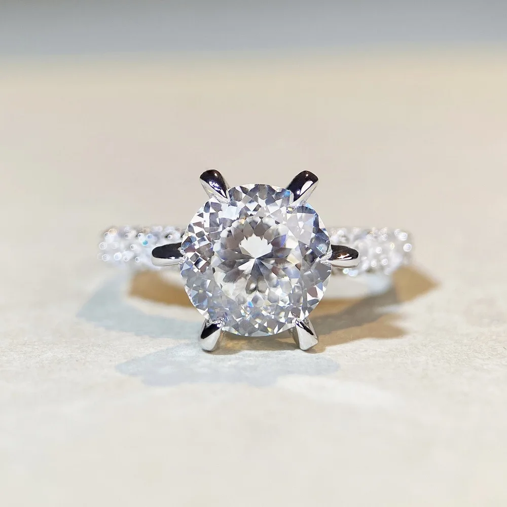9mm 3Ct Feuerwerkschneide-Moissanit-Ring für Damen, Herzen & 8 Pfeile, Luxuriöser Vollpavé 6-Krappen AU750 18K Verlobungsring – Detail 2