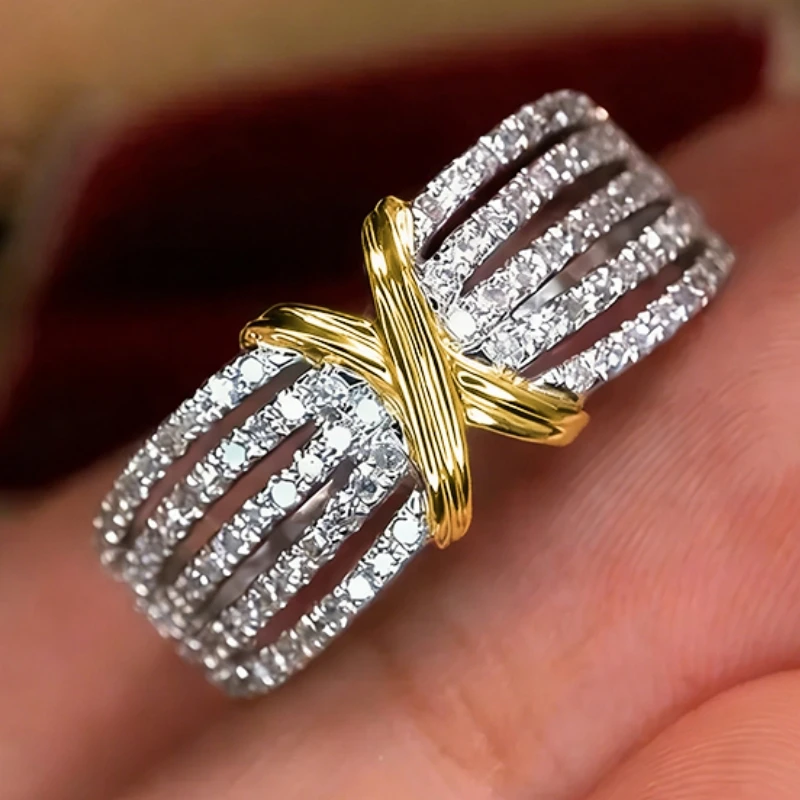 Women's Interwoven Design Exquisite Luxury Ring Synthetic Zircon Fully Embedded Sparkling Ring Banquet Party Charm Jewelry
