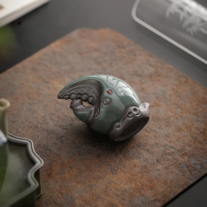 

Creative handles, Ge kiln crab claws, tea pets, ornaments, dragon egg tea, tea playing accessories, tea ceremony accessories