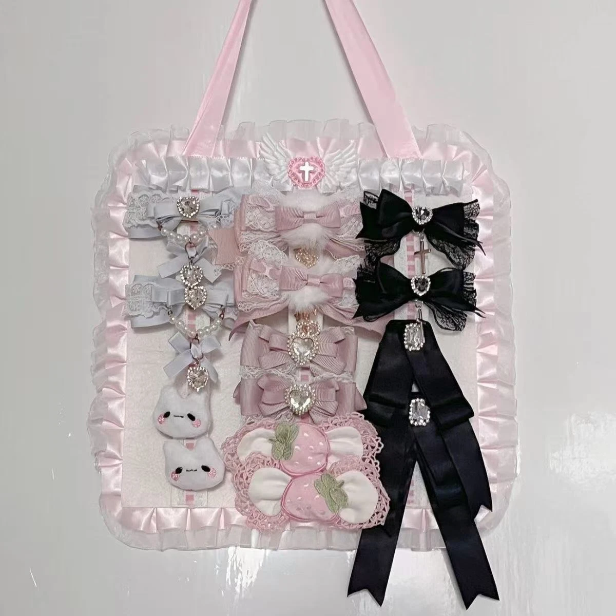 Niedliche Filz-Haarspangen-Aufbewahrung Wandmontierte Neue Hängetasche Aufbewahrungstasche für Haarspangen und Haaraccessoires Dekorativ – Detail 3