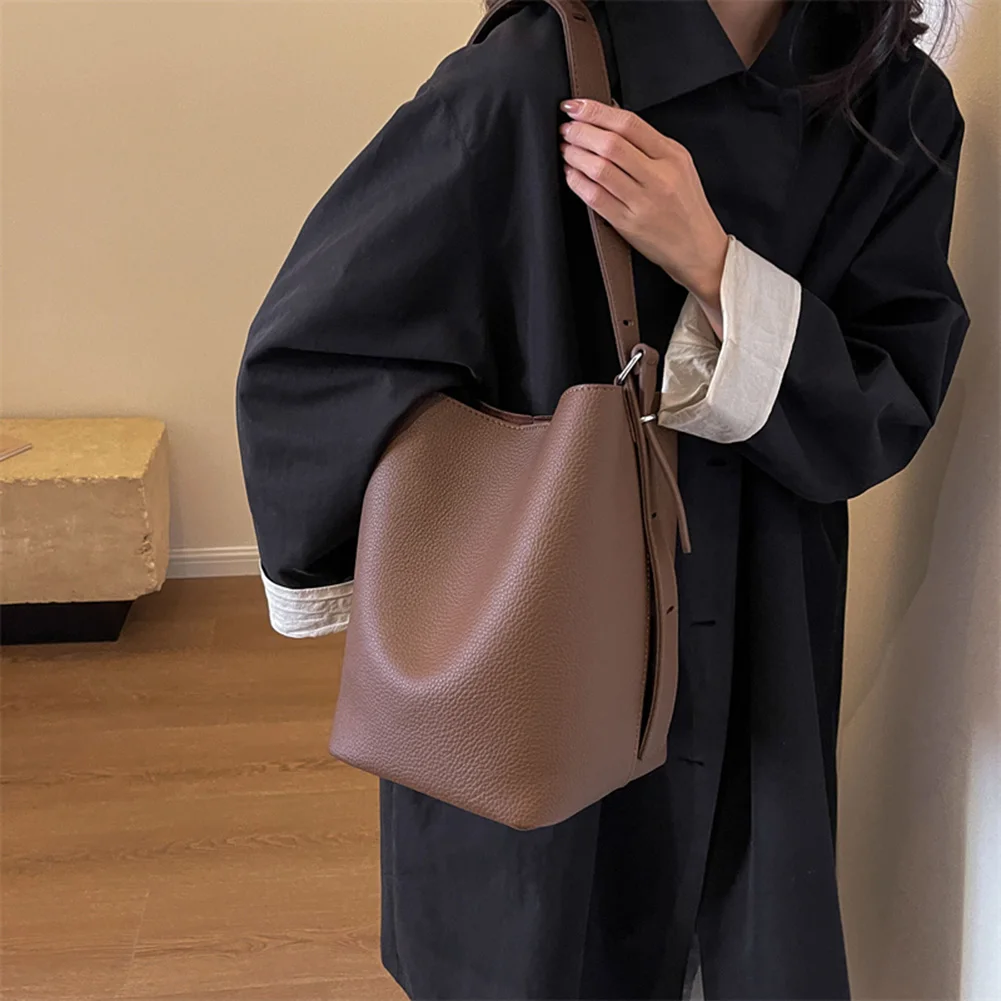 Women Casual Tote Handbag Large Capacity Leisure Bucket Bag Adjustable Strap Solid Color Simple Bag with Matching Clutch Set