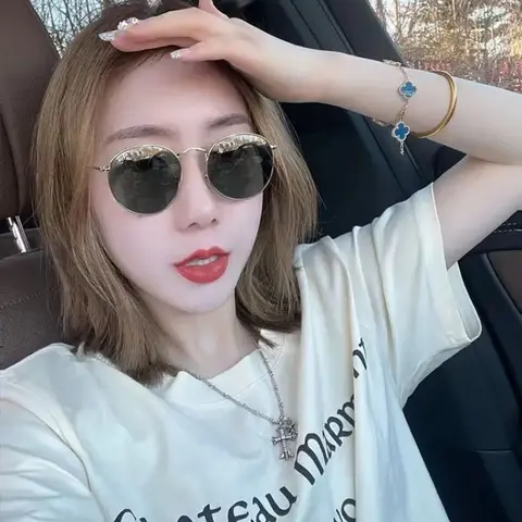 Summer Outfit Female Top Slim Women's T-shirt Alo Korean Streetwear 90s Vintage with Sleeves Fashion Clothing 2025 Y2k Clearance