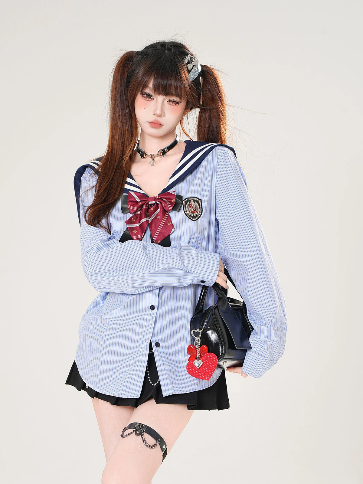 

Свободная полосатая рубашка с темно-синим воротником для женщин, осенний топ для повседневной носки, из смесового полиэстера, с длинными рукавами, защита от солнца