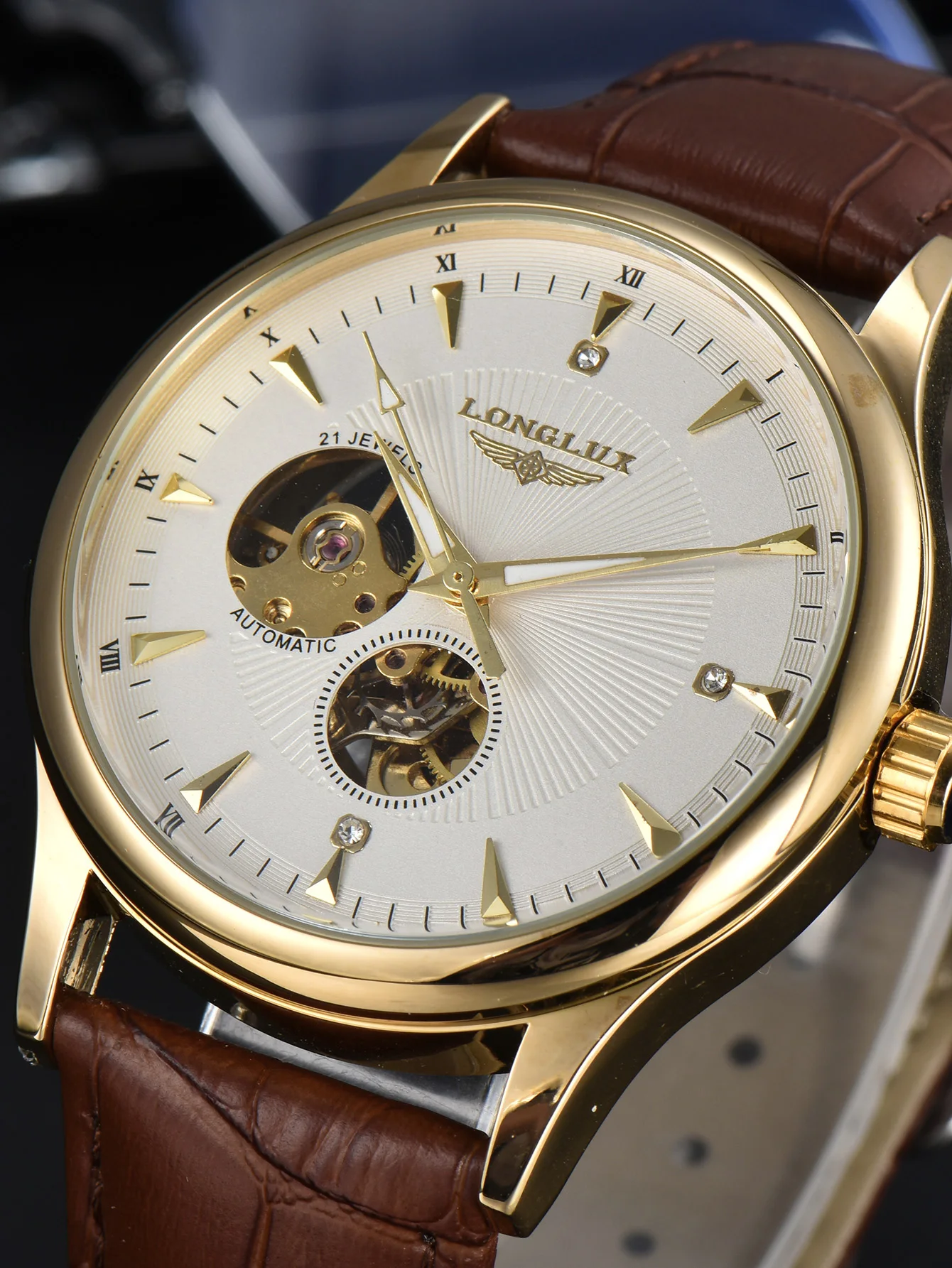 ساعة أوتوماتيكية أنيقة هيكل عظمي مقاوم للماء ساعات ميكانيكية جلدية بسيطة روما ساعة رجالي هدية للرجال