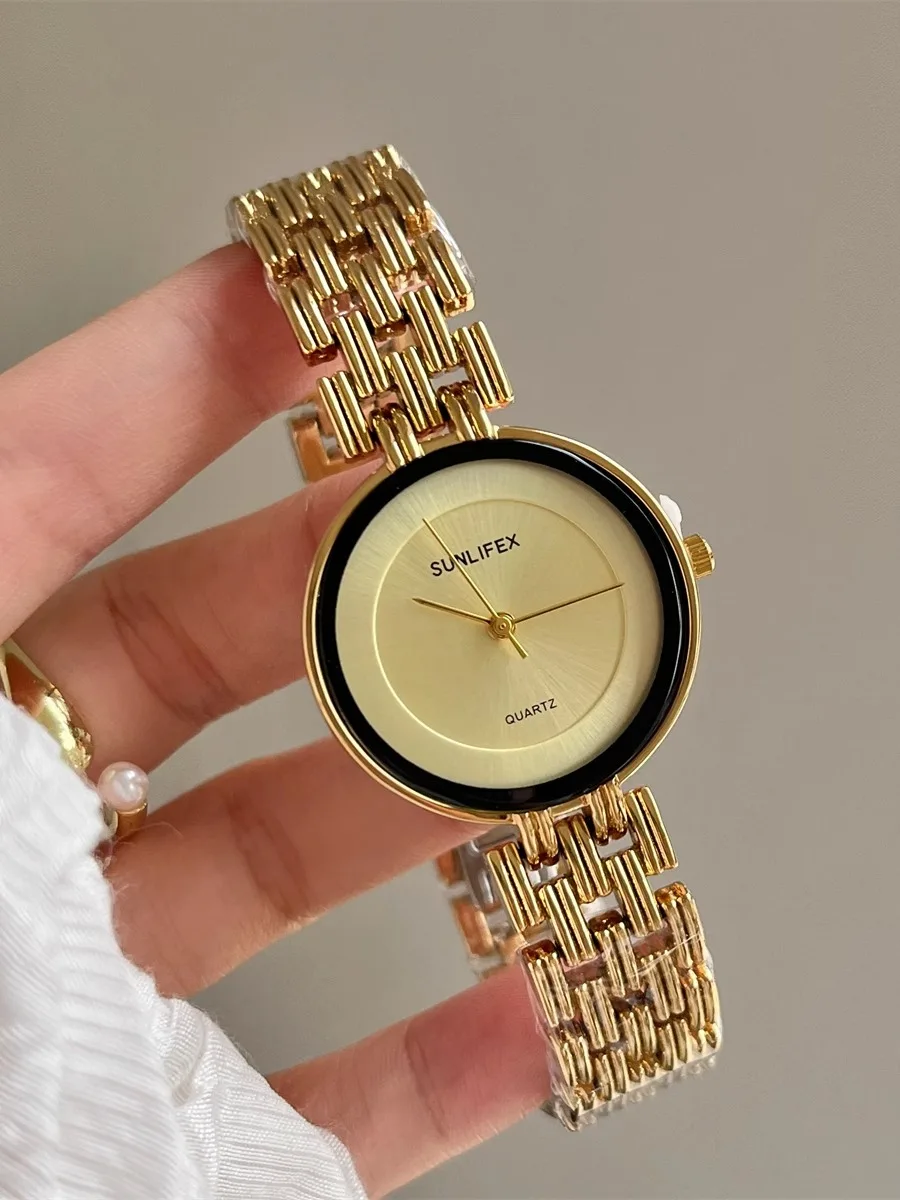 Retro minimalist disc watch for women, light luxury and fashionable, classic and versatile steel watch for women, female gift
