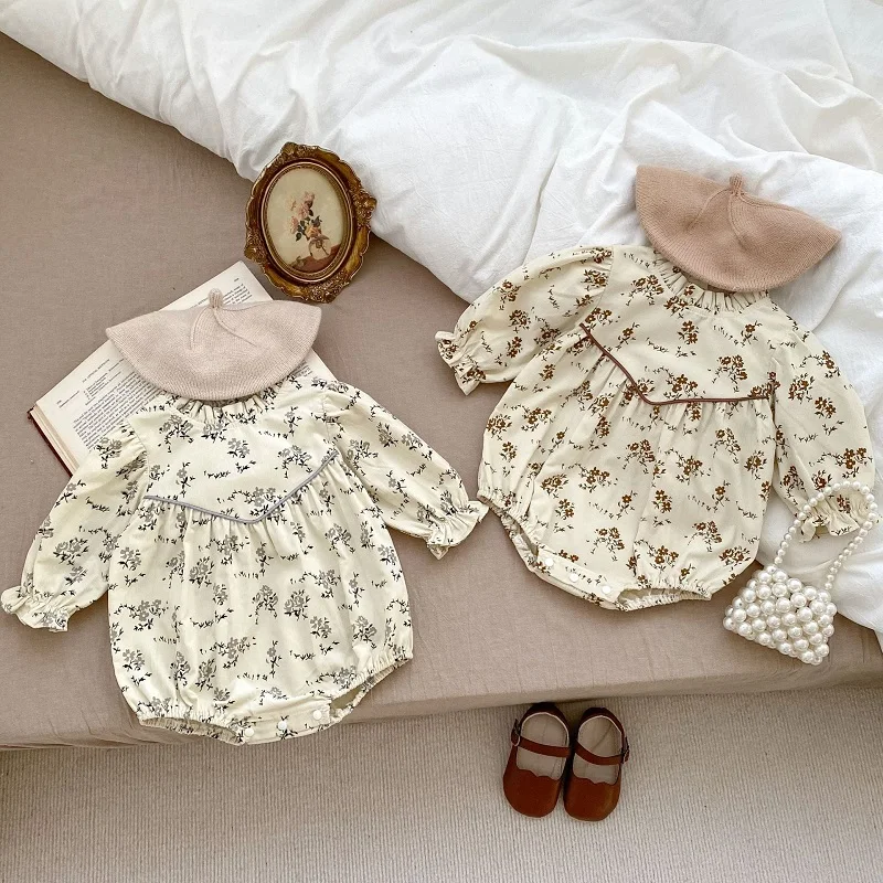 

2023 Autumn Baby Girl Corduroy Romper 0-24Months Newborn Princess Long Sleeve Ruffles Collar Flower Bodysuit Outwear Clothes