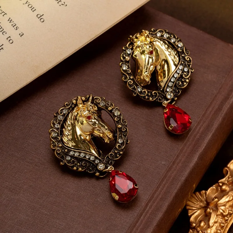 2026 Hot Horse Head Water Drop Tassel Earrings Diamond Inlaid Elegant Women Jewelry