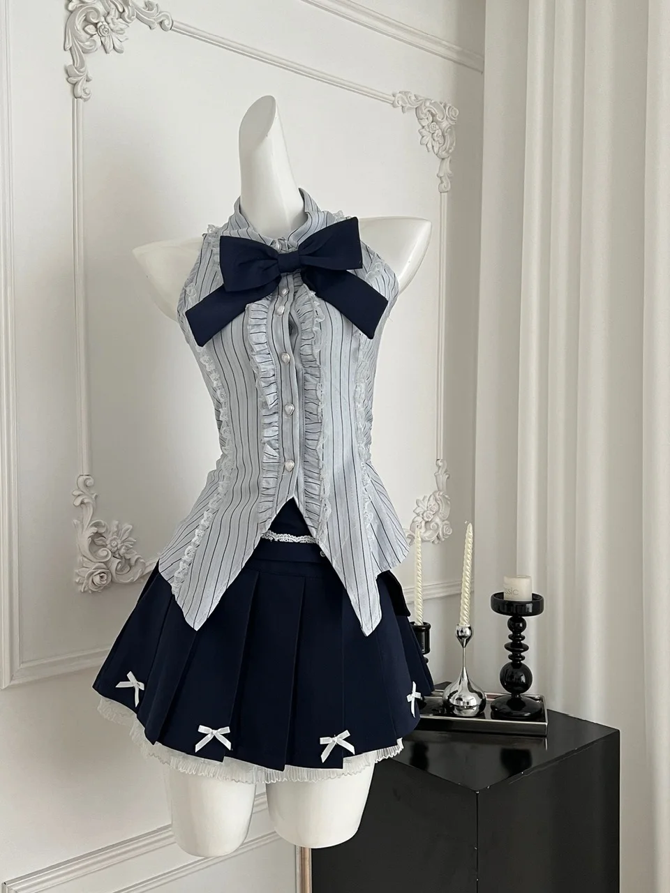 

College Sle Summer Outfit Women's Pure Desire Design Knot Ne Svel Striped irt with Pleated Skirt