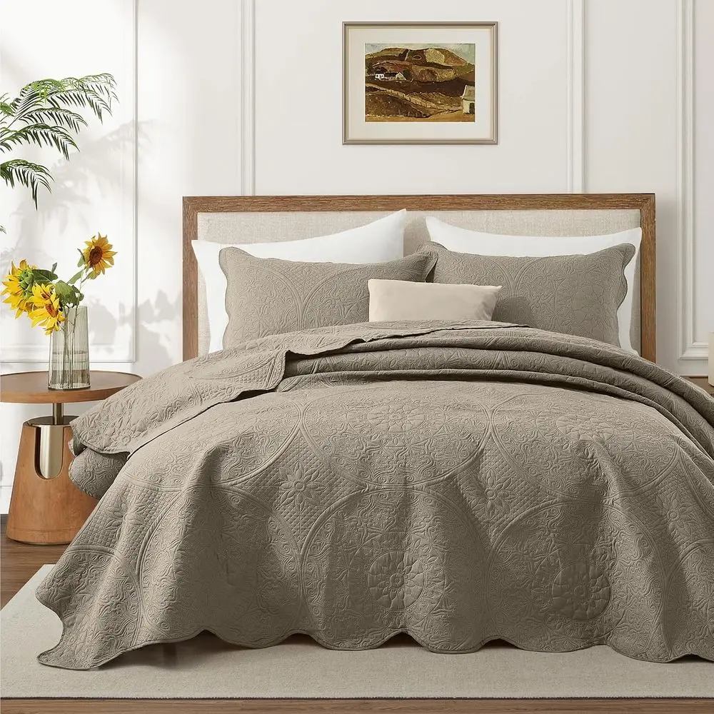 10 Pack Queen Quilt Bedding Set (90
