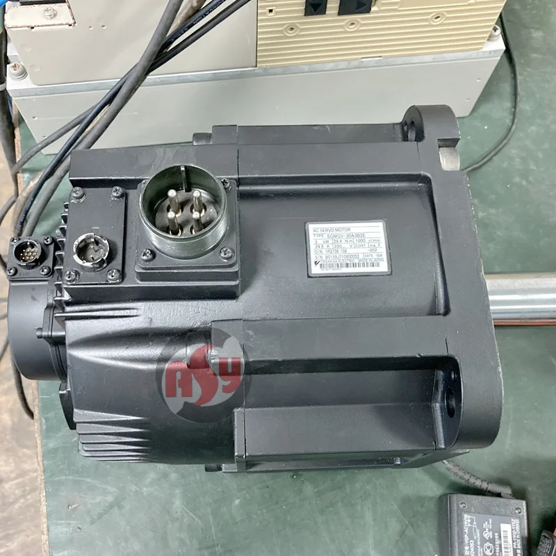 Tested running SGMGV-30A3B2E 3KW 200V AC Servo Motor