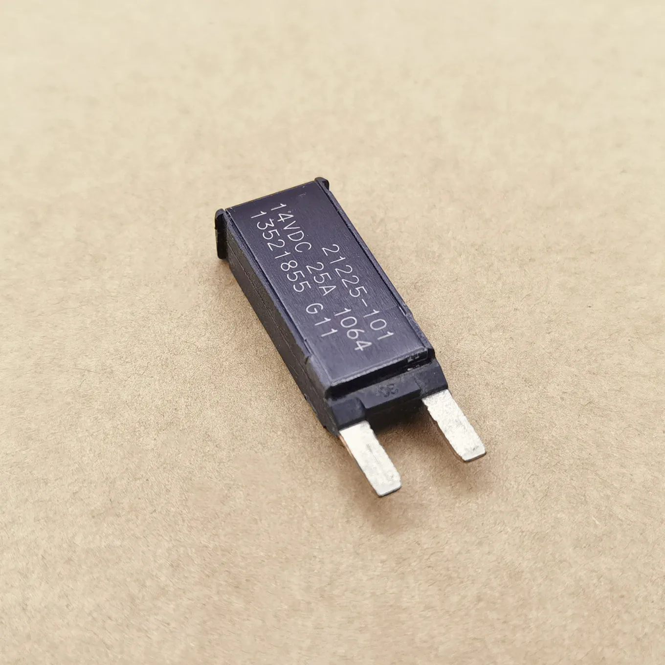 Original New 100% 25A Automatic Reset Fuse 21225-101 13521855 Excavator Air Conditioner