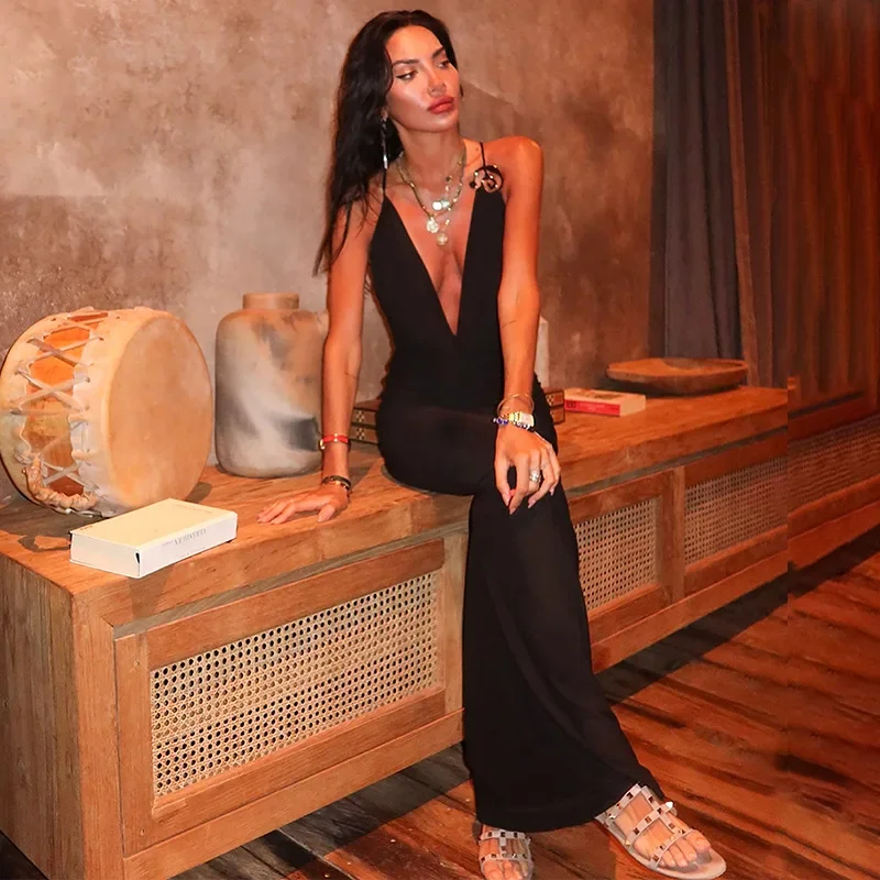 女性のセクシーなスイング襟スパゲッティストラップ金属バックル固体マキシドレス背中の開いたボディコンパーティークラブウェアホリデーロングローブ