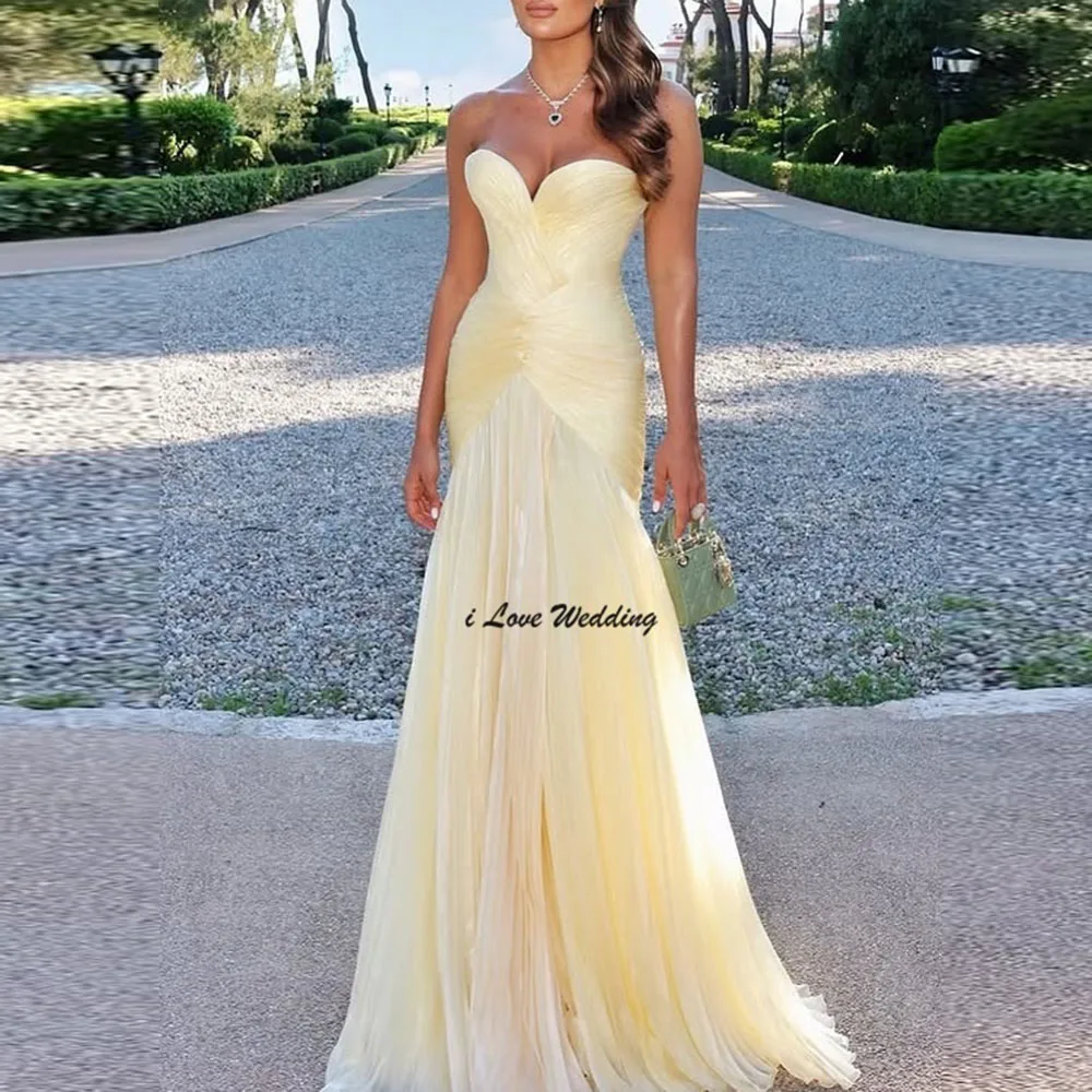 カスタマイズされたオフショルダープリーツ光沢のあるセクシーなマーメイドイブニングドレス背中の開いたサウジドレスフロアレングスウエディングパーティードレスコート付き