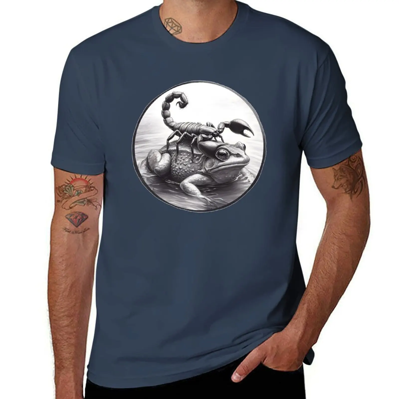 Scorpion and Frog T-Shirt man t shirt heavy cotton man t shirt graphic t shirts cotton 100% T-Shirt