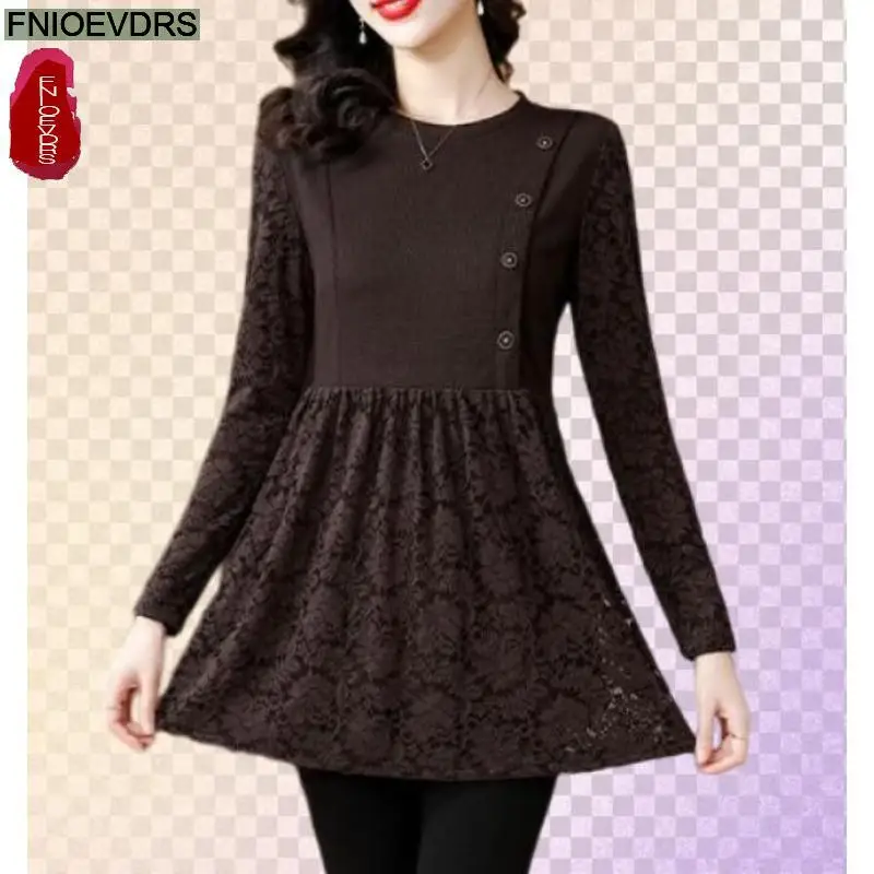 M-5XL New Year Black Lace Tops Women Winter Basic Warm Wear Button Retro Vintage French Design Shirts Velvet Tops Blouses