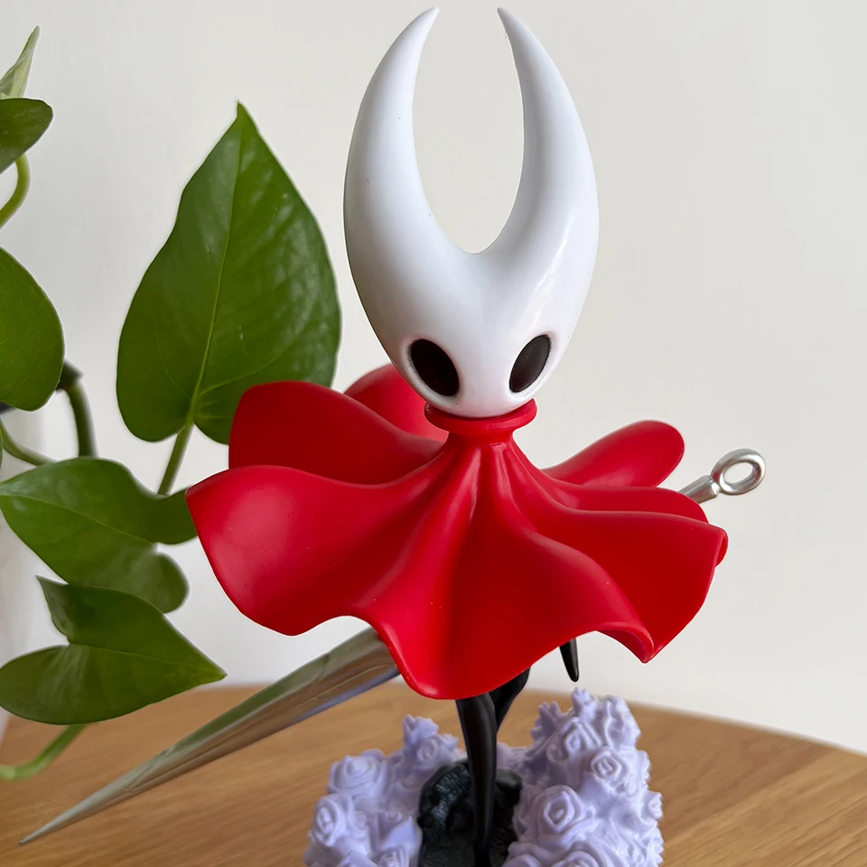 Hollow Knight Silksong Hornet Figure Dipinta A Mano 20cm Hollow Knight Silksong Hornet Figure Dipinta A Mano 20cm
