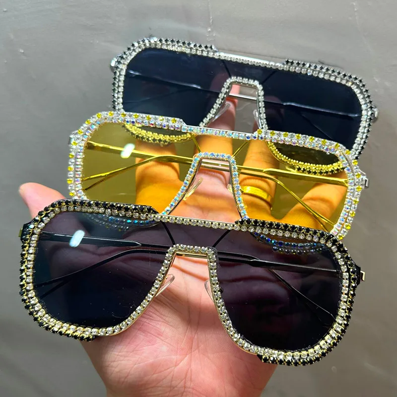Diamanten-Sonnenbrille für Damen 2026 – Neue luxuriöse Strass-Sonnenbrille, einzigartige handgefertigte modische Einteiler-Sonnenbrille für Frauen, übergroße Brillen – Detail 6