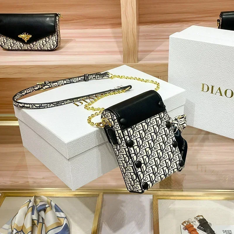 Famoso Designer Luxury Brand Chain Phone borse a tracolla con ricamo di alta qualità borsa e borsette da donna estive