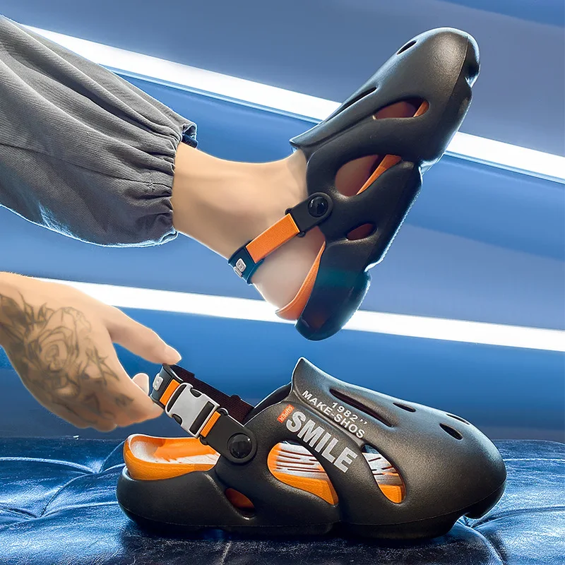 New Men's Sandals Barefoot Beach Shoes Anti Slip and Wear Resistant Soft Bottom Baotou Breathable Seaside Leisure Beach Slippers