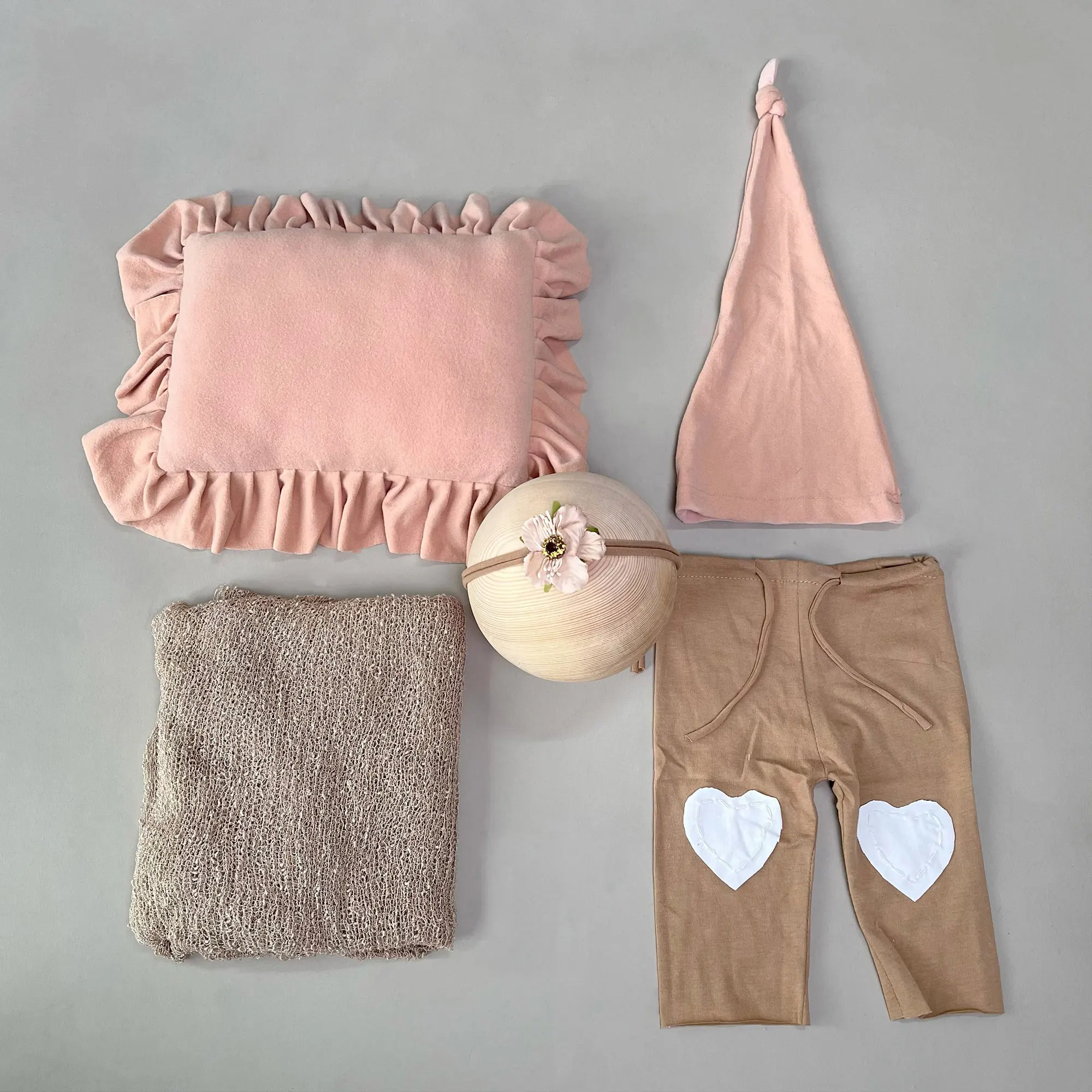 Don&Judy Newborn Heart-shaped Trousers with Wrap Hat and Background Cloth Set Infant Baby Boys Girls Souvenir Photo Photography