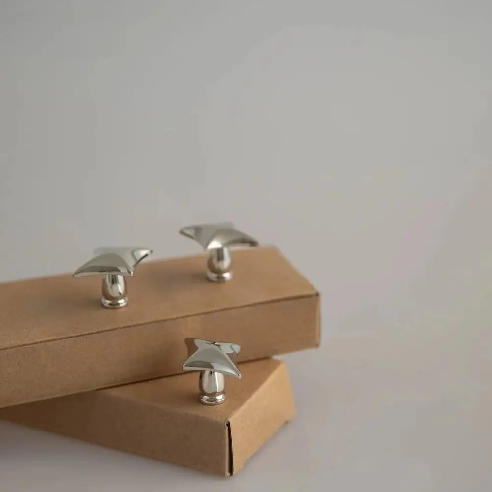 Four Point Star Cabinet Knobs Modern Minimalist Gloss Silver Drawer Pulls Zinc Alloy Nordic Light Luxury Furniture Handles