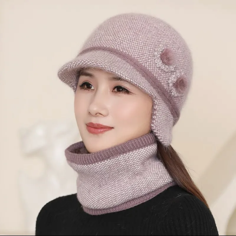 Рисунок 5 - Women's Hat And Scarf 2 Piece