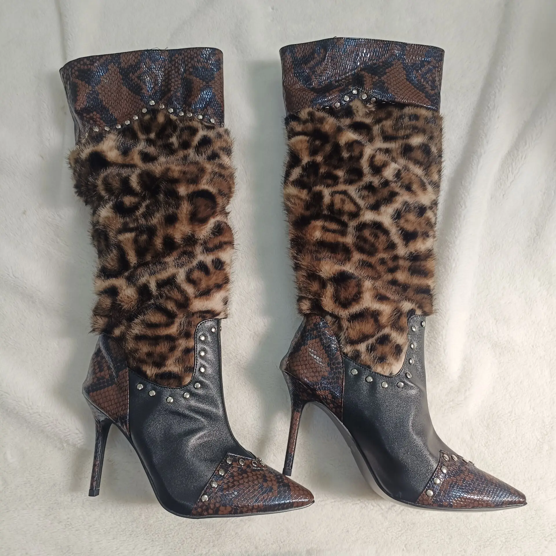2025 Women Brown Thigh High Fluffy Boots Ladies Furry Faux Fox Fur Long Warm Shoes girls New Designer Plush Knee High Fur Boots