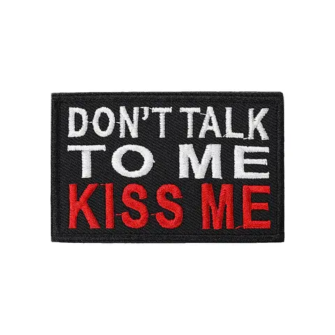 Parche bordado KISS ME con cita divertida y meme, con cierre de gancho y bucle, para mochila, jeans y gorra DIY