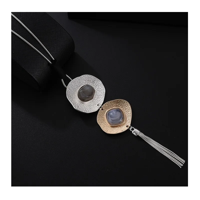 

Special for New Female Long Necklaces, Metal High-end Fashion Fringed Sweater Chain Necklaces.