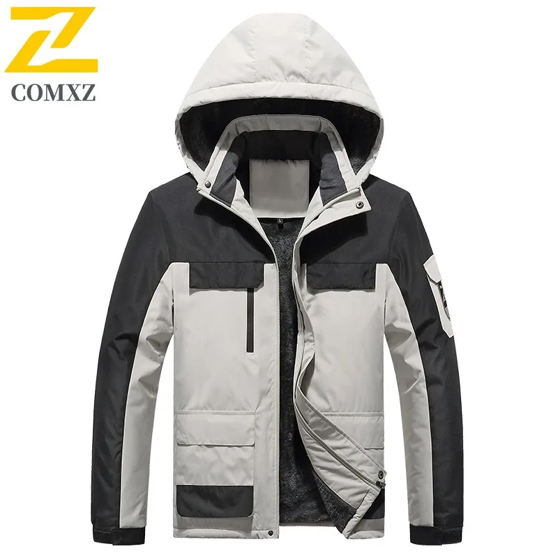 سترة رجالية بقلنسوة ماركة COMXZ موضة المشي لمسافات طويلة والسفر معطف مقاوم للبرد في الهواء الطلق متعدد الوظائف مقاوم للرياح معاطف شتوية بسحاب #1